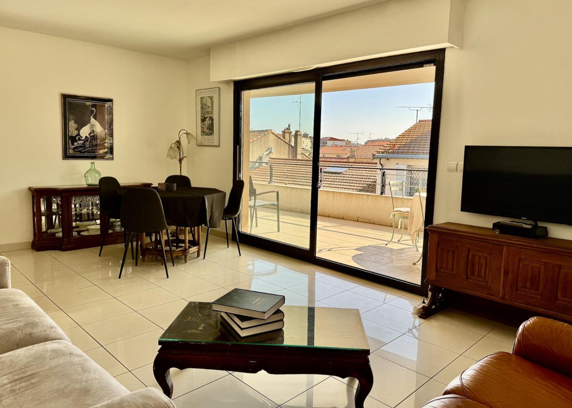 Spacious Luxury Apt, 12 Min Walk To Croisette Beach And Conf Centre คานส์ ภายนอก รูปภาพ